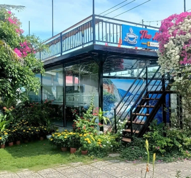 Container Cafe 40 Feet